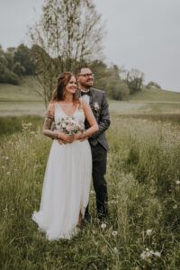 Hochzeitsfotografie Fotoreportage Hochzeit Altishofen Eschenbach Hügi Event Brautpaar