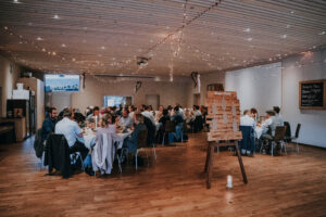 Hochzeit Fotografie Reportage Willisau Daiwil Zwyer Trüllenthal Abend Essen Location